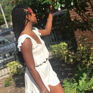 Meet your Posher, Alexis